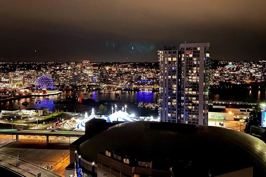 Downtown 3Br/2Ba+Views+Skytrain+Free Parking Appartement Vancouver 0*,